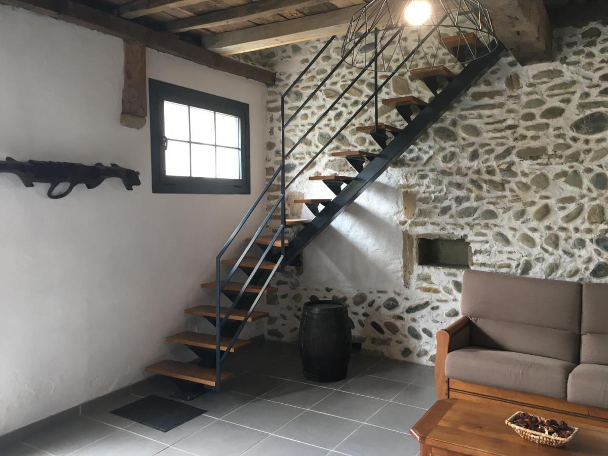 Gite Petitou Jasses Exterior photo